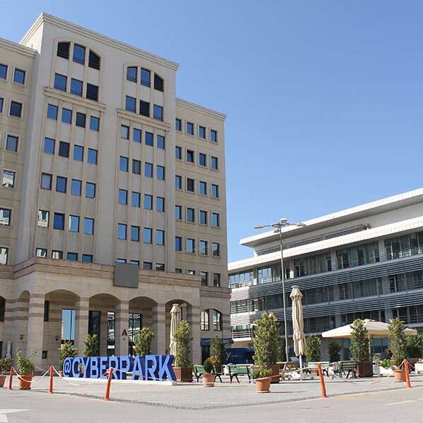 4-roketsan_ar-ge_merkezi_1